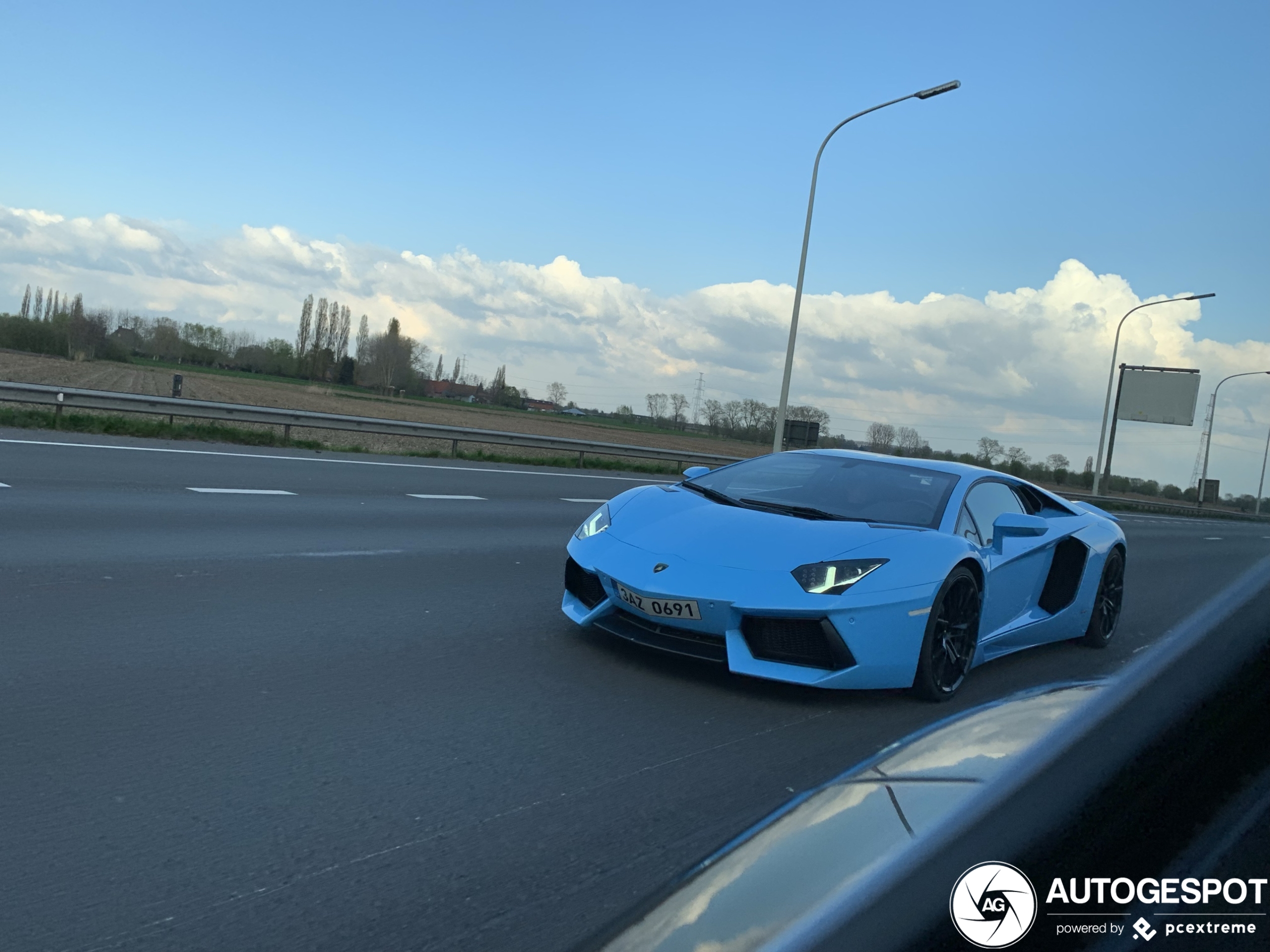 Lamborghini Aventador LP700-4