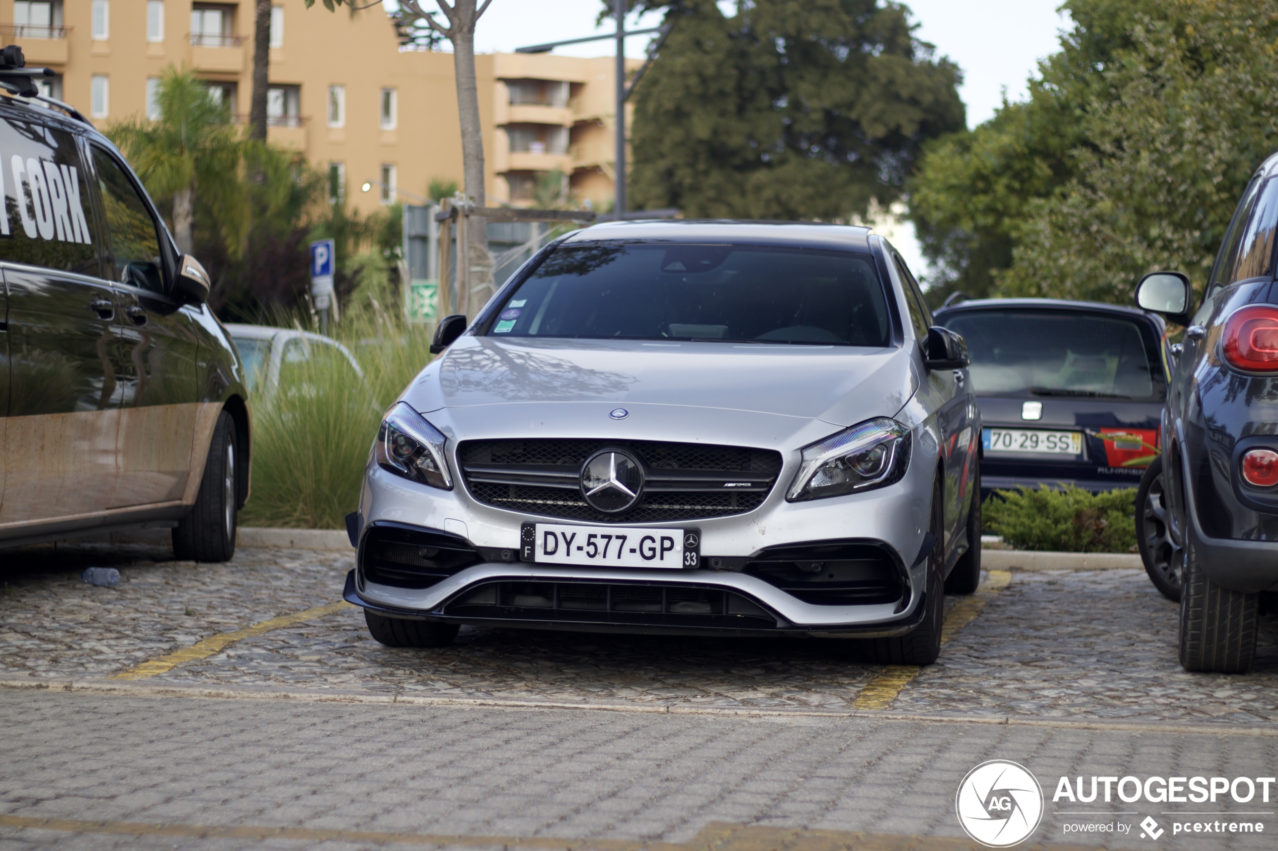 Mercedes-AMG A 45 W176 2015