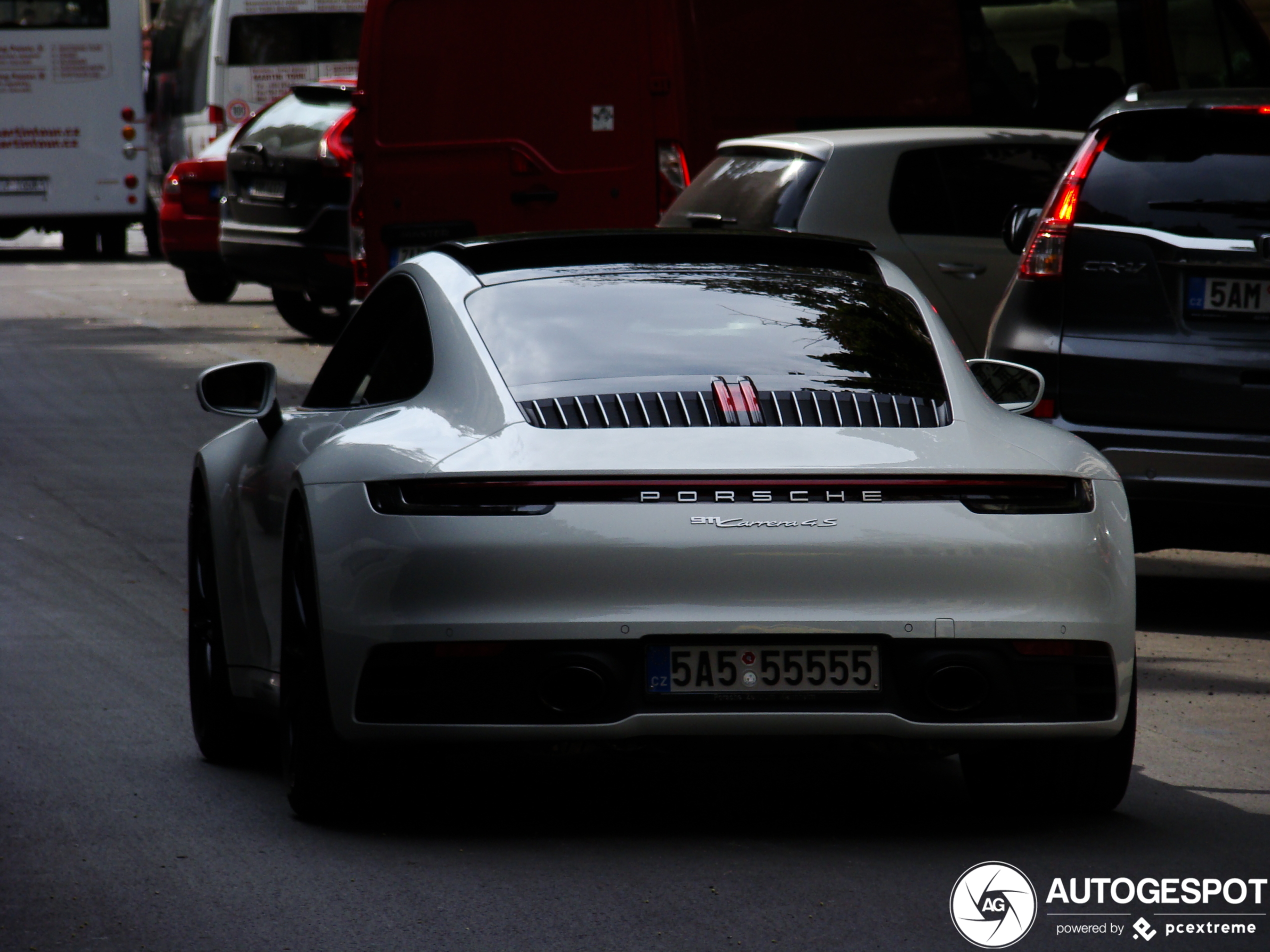 Porsche 992 Carrera 4S