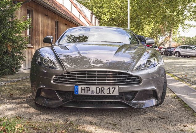 Aston Martin Vanquish 2013