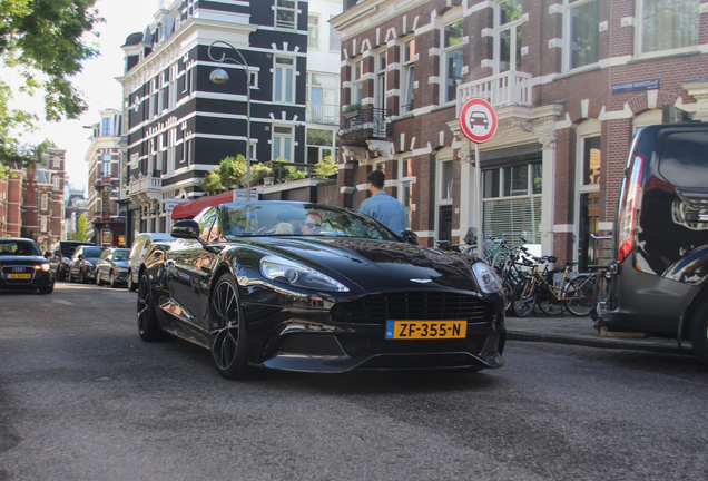 Aston Martin Vanquish Volante