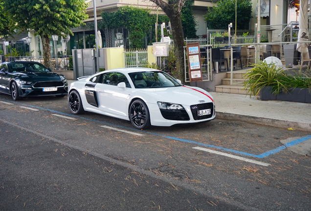 Audi R8 V10