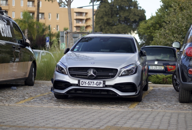 Mercedes-AMG A 45 W176 2015