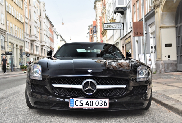 Mercedes-Benz SLS AMG Roadster