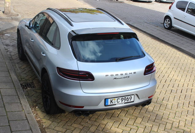 Porsche 95B Macan GTS