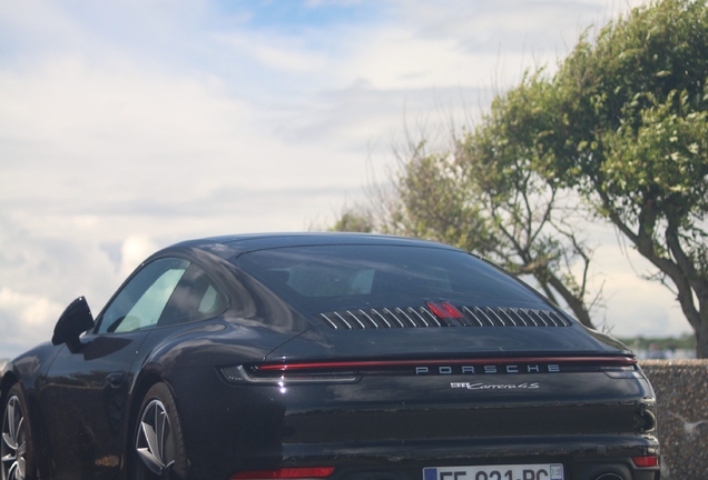 Porsche 992 Carrera 4S