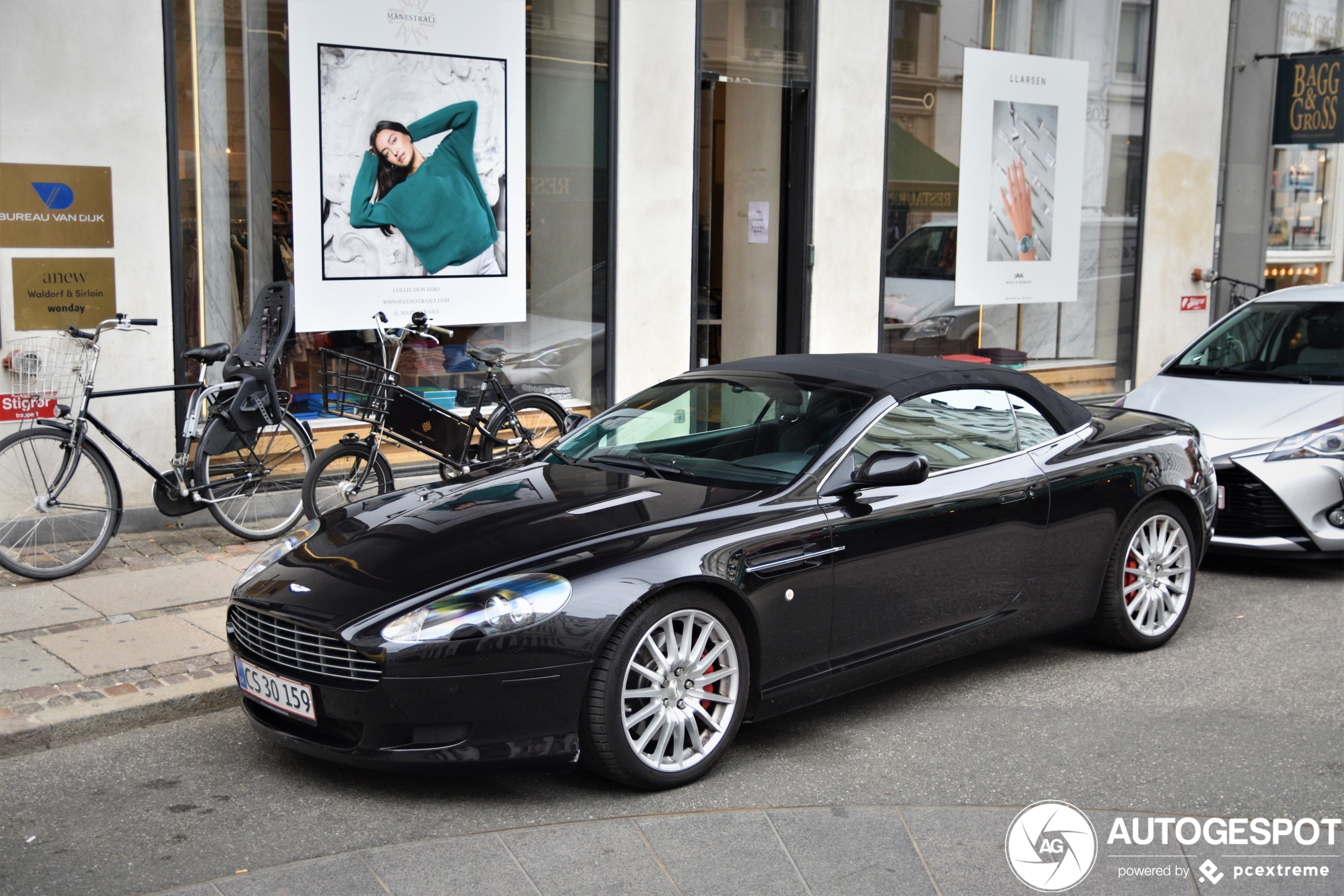 Aston Martin DB9 Volante