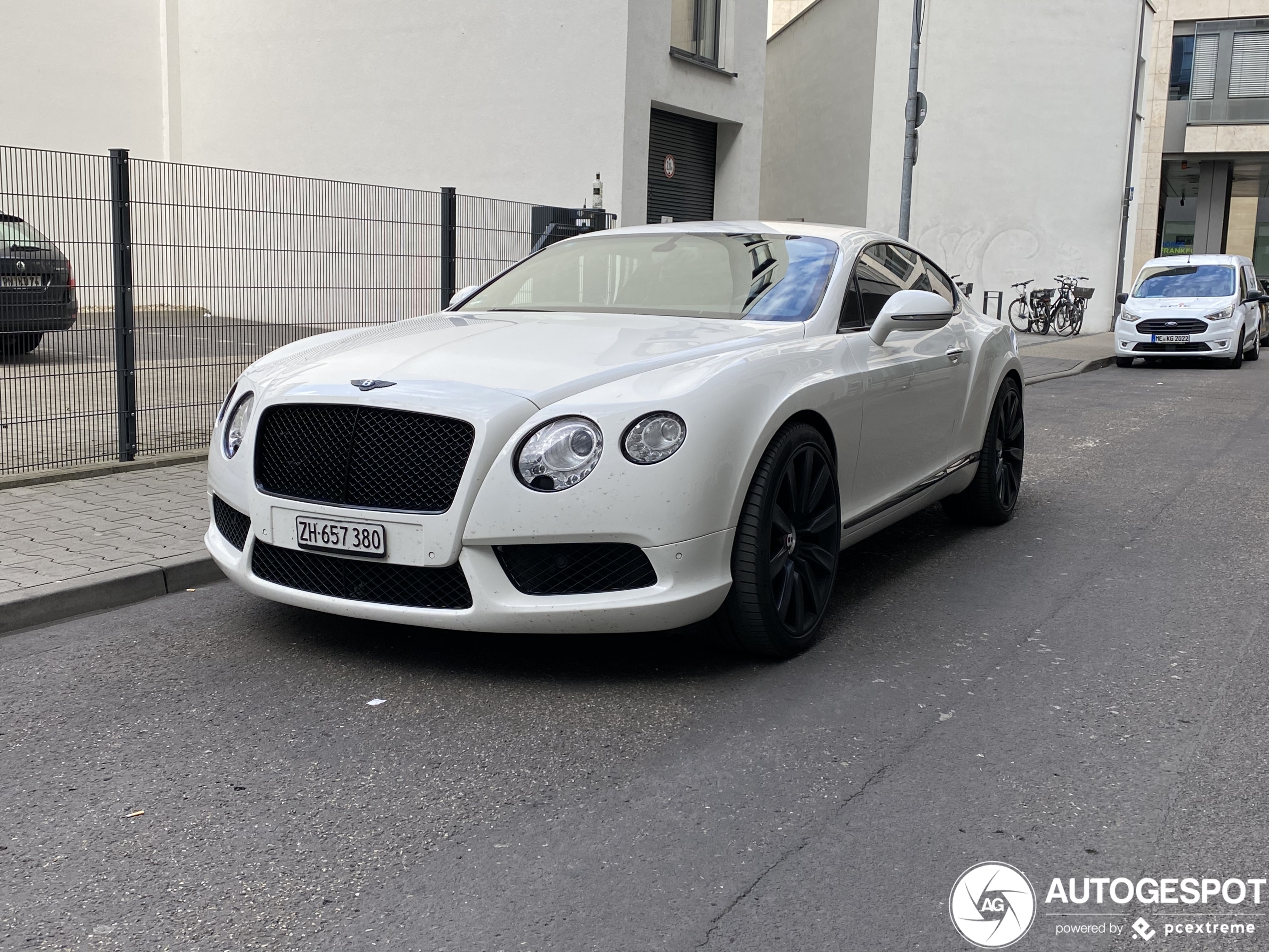 Bentley Continental GT V8