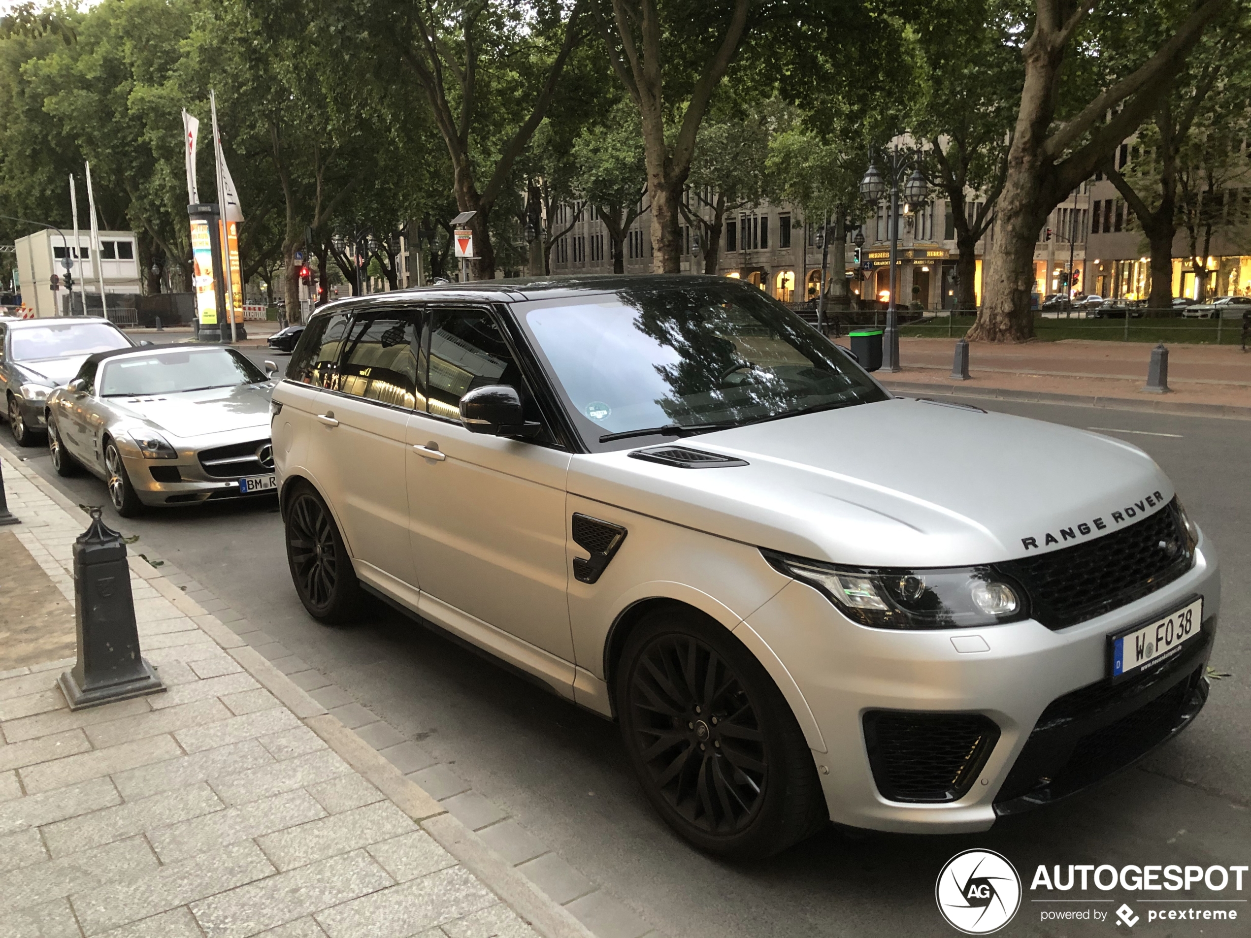 Land Rover Range Rover Sport SVR