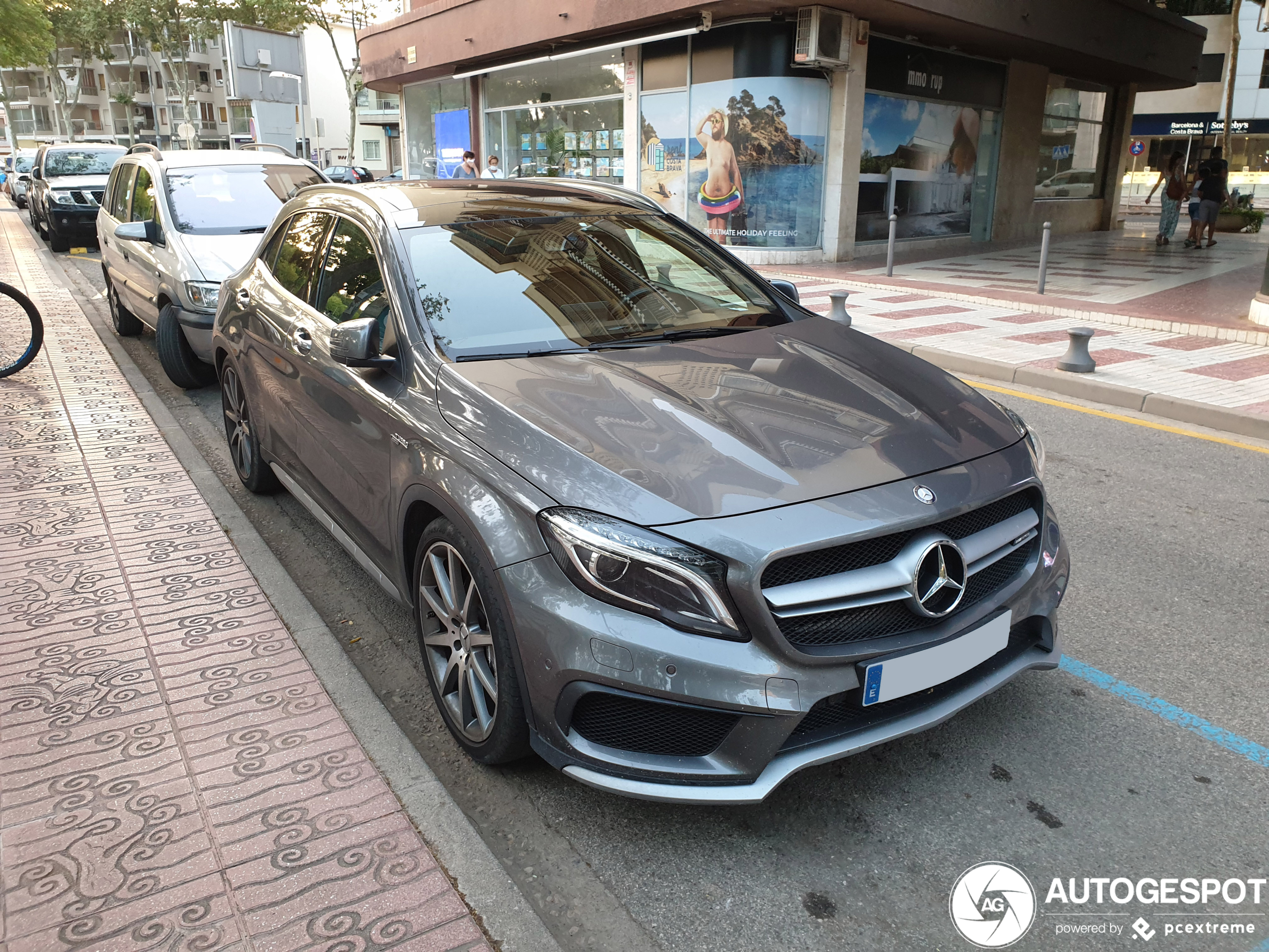 Mercedes-AMG GLA 45 X156