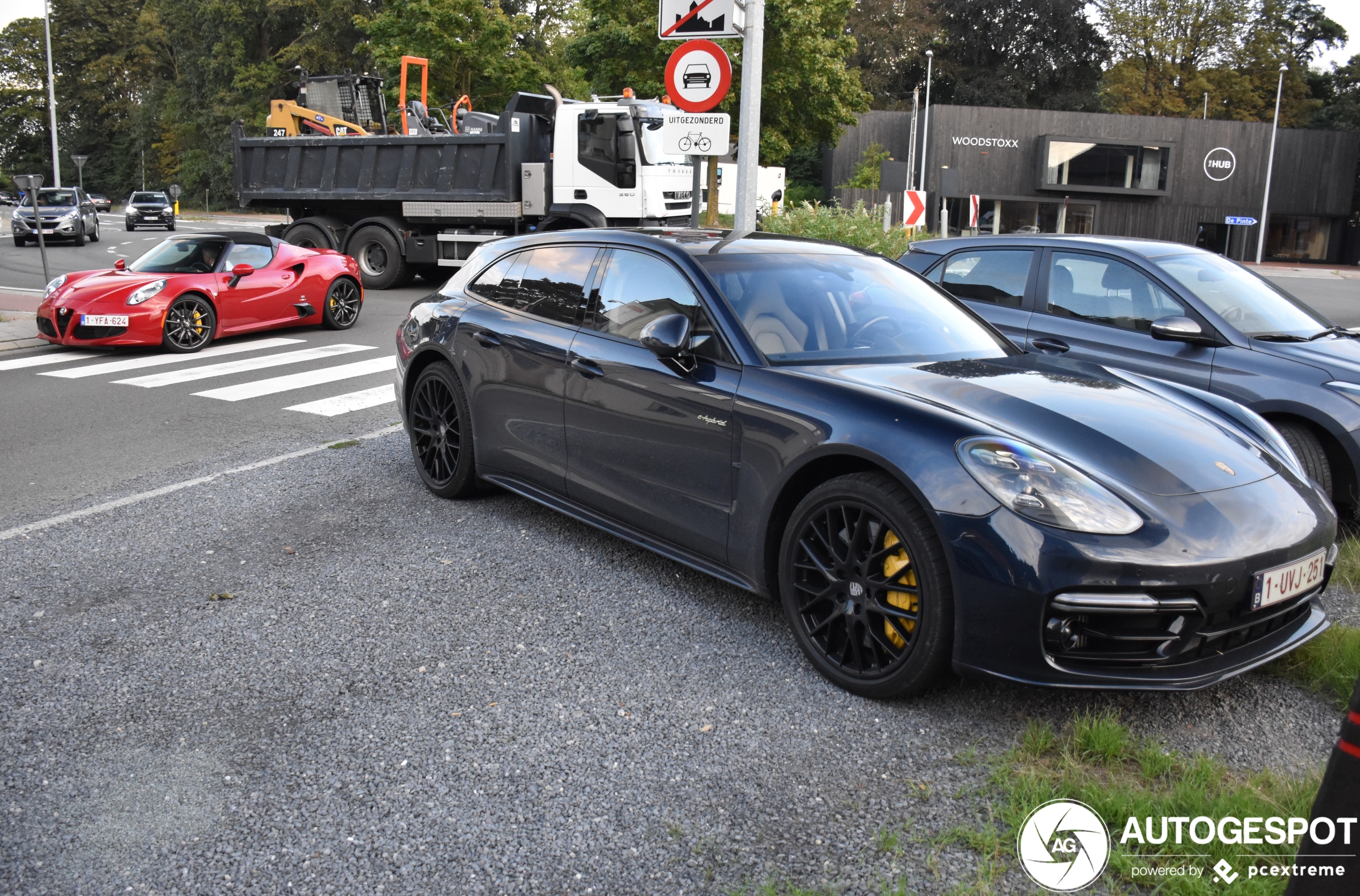 Porsche 971 Panamera Turbo S E-Hybrid Sport Turismo