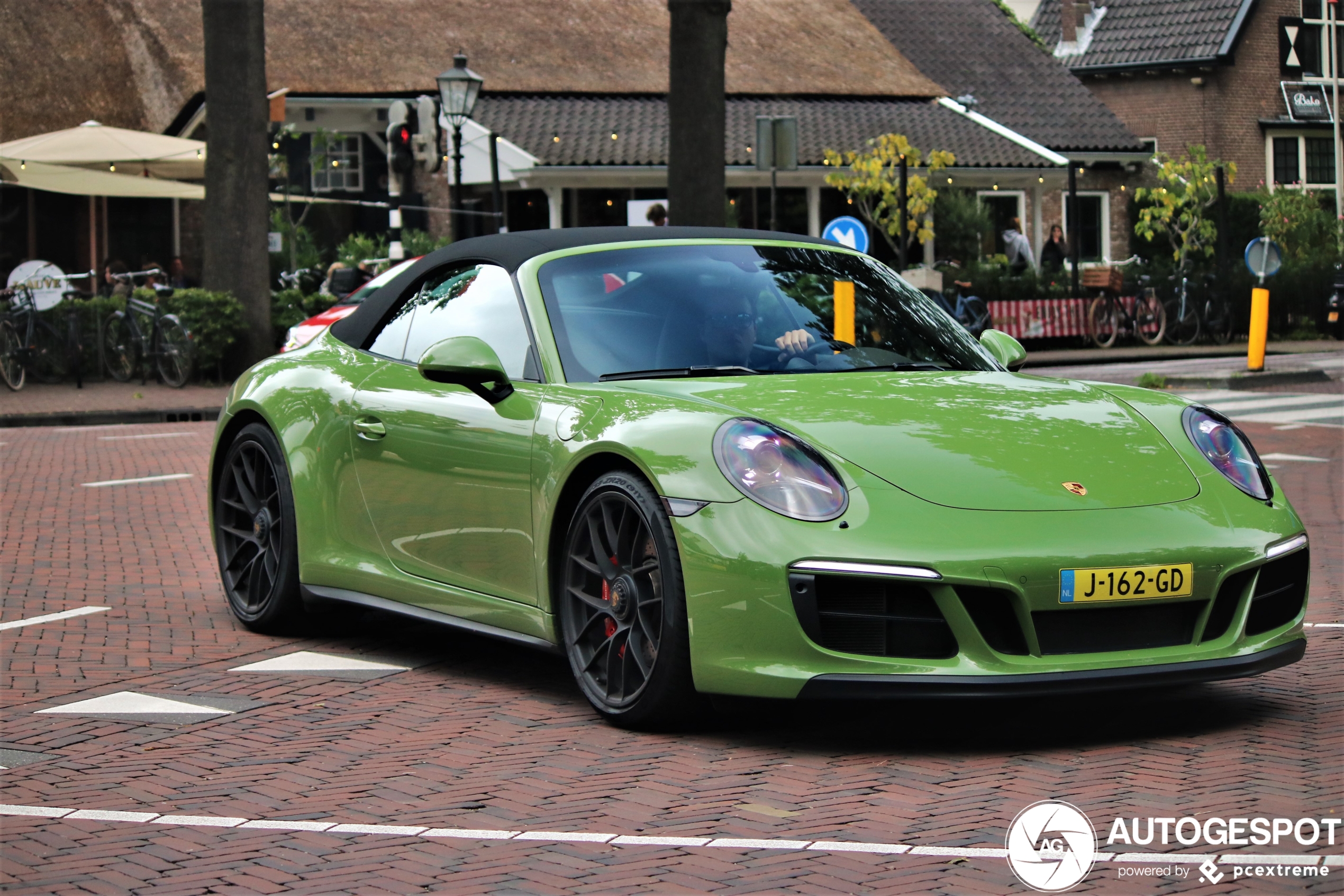 Porsche 991 Carrera GTS Cabriolet MkII