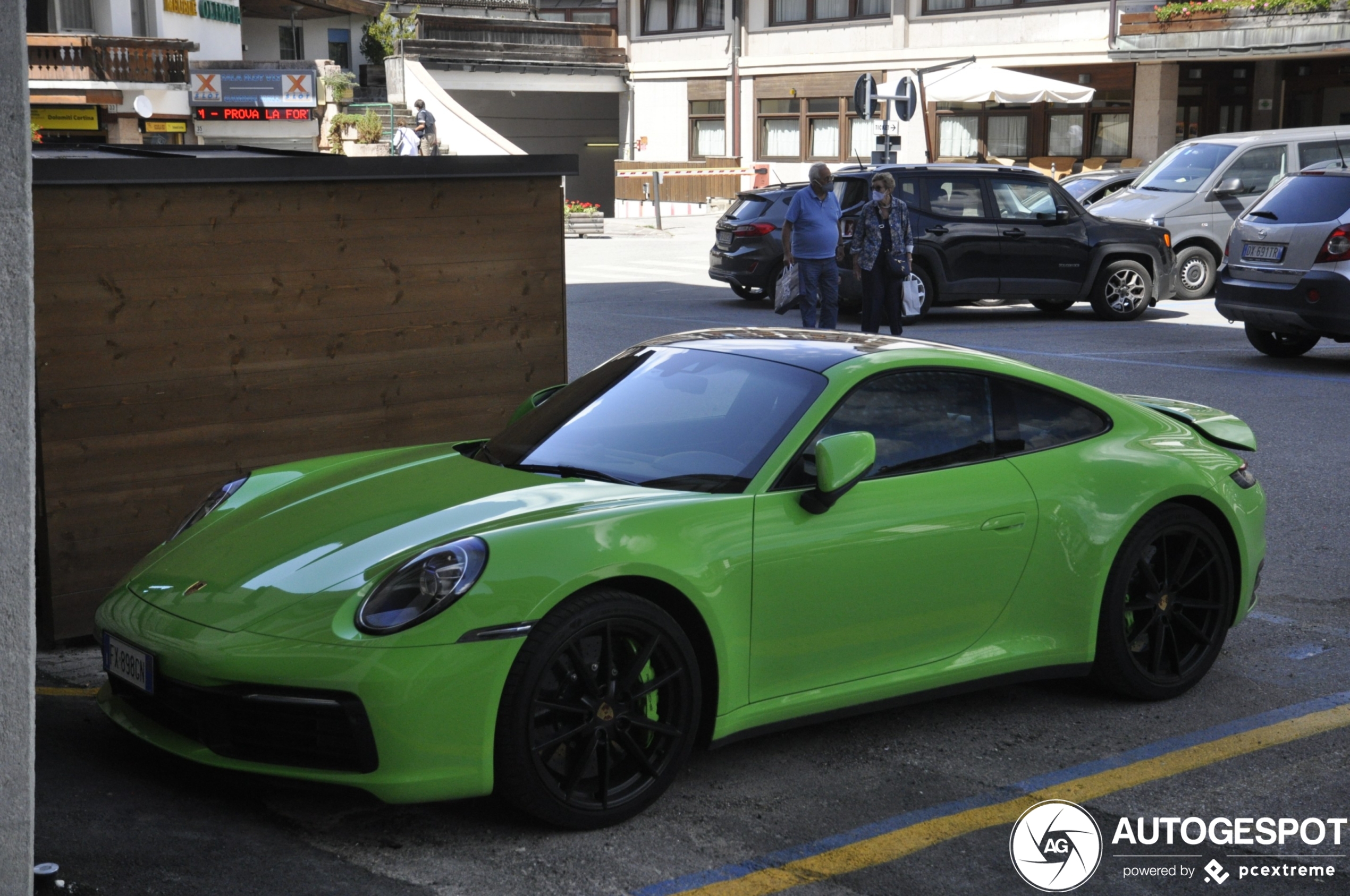 Porsche 992 Carrera 4S