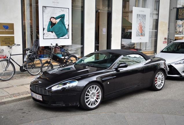 Aston Martin DB9 Volante