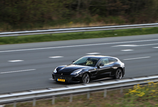 Ferrari GTC4Lusso