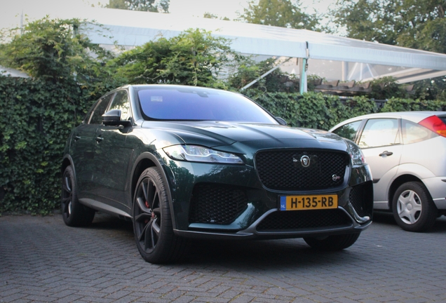 Jaguar F-PACE SVR