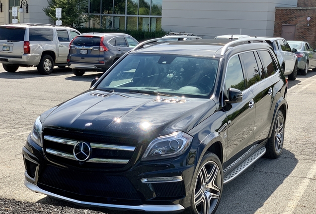 Mercedes-Benz GL 63 AMG X166