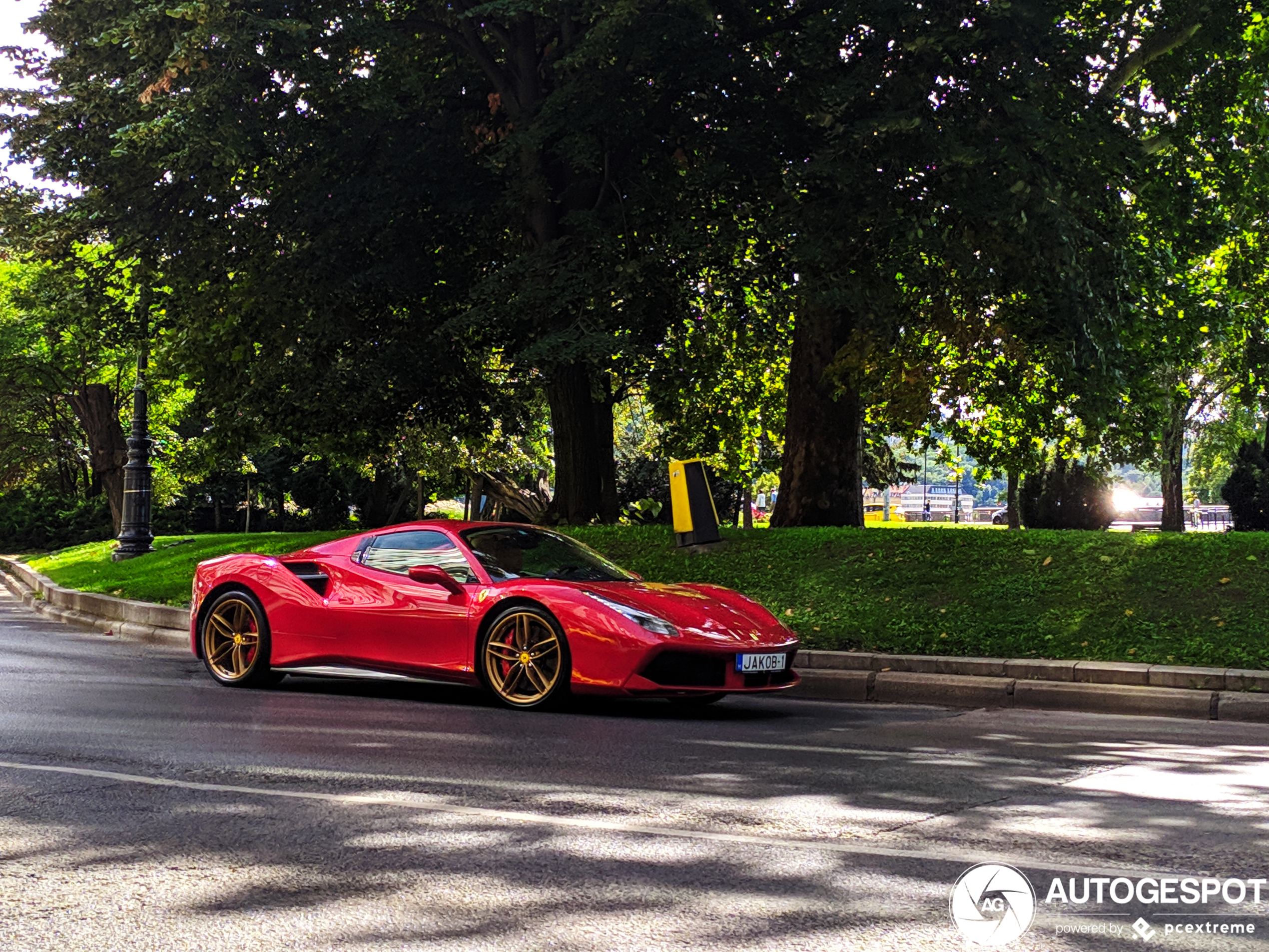 Ferrari 488 Spider