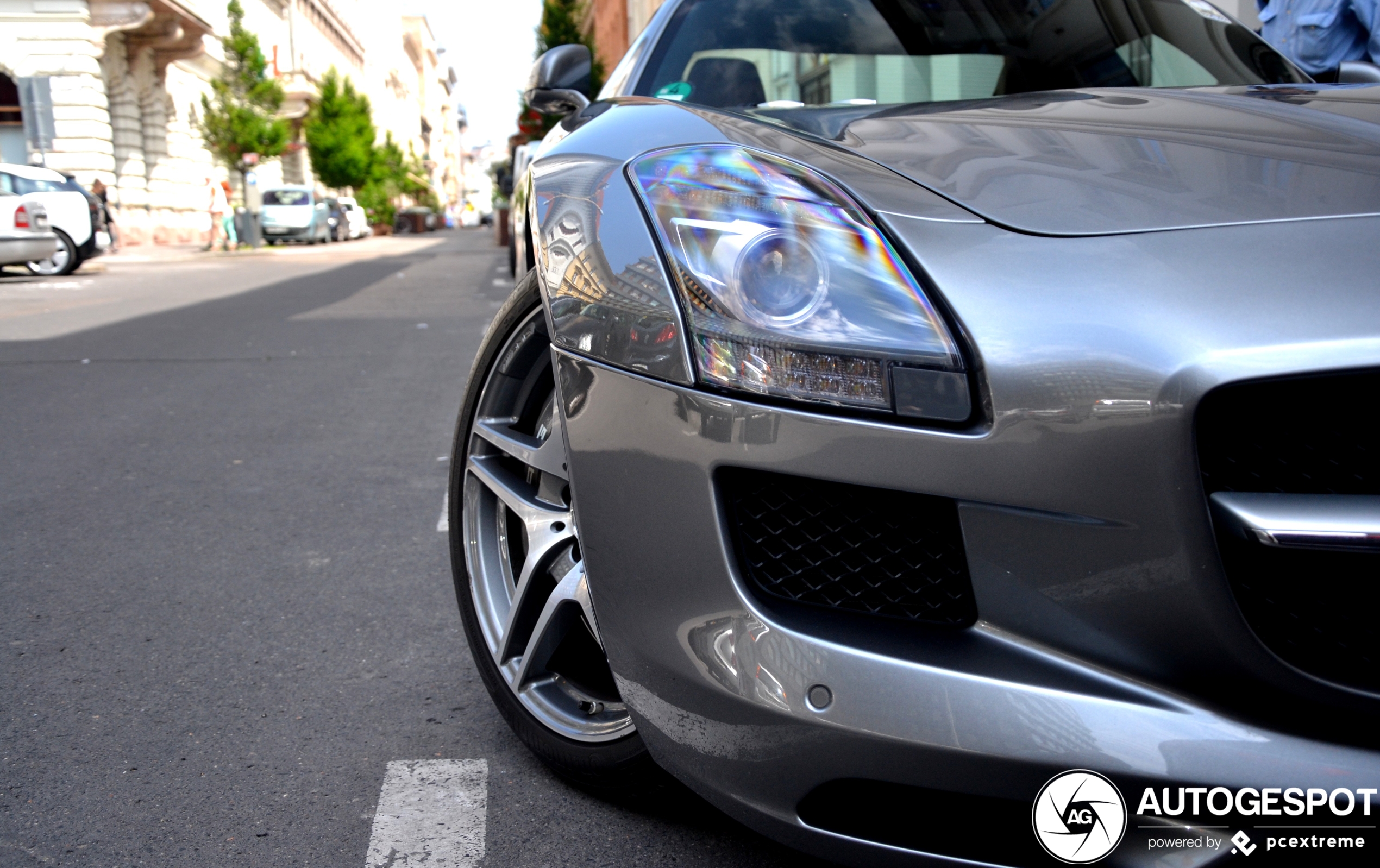 Mercedes-Benz SLS AMG