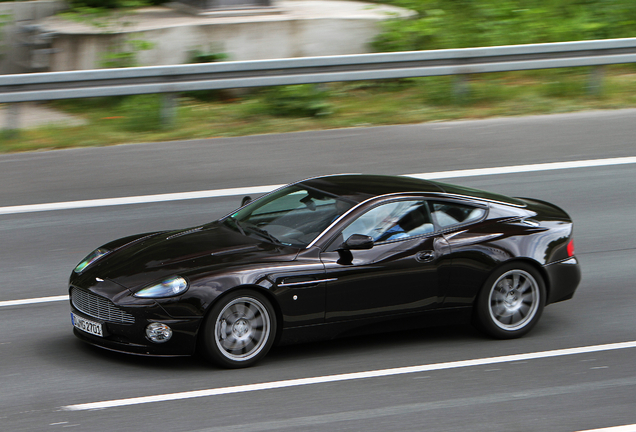 Aston Martin Vanquish