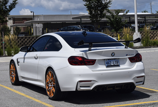 BMW M4 GTS