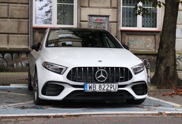 Mercedes-AMG A 45 W177