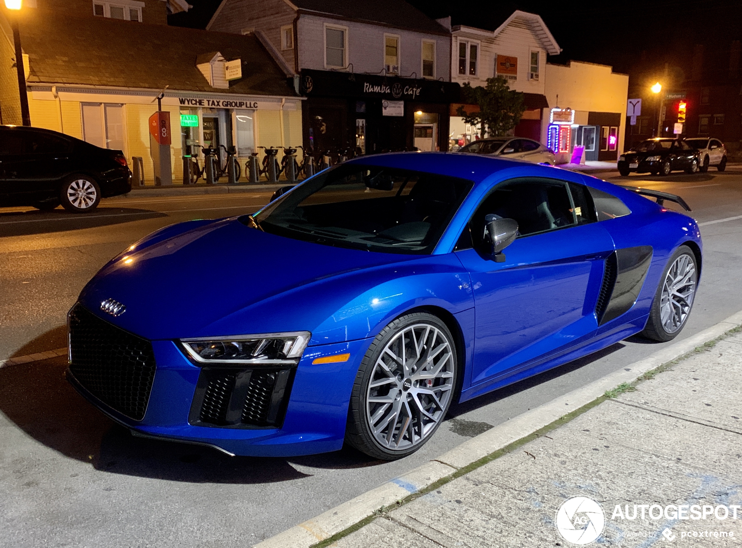 Audi R8 V10 Plus 2015