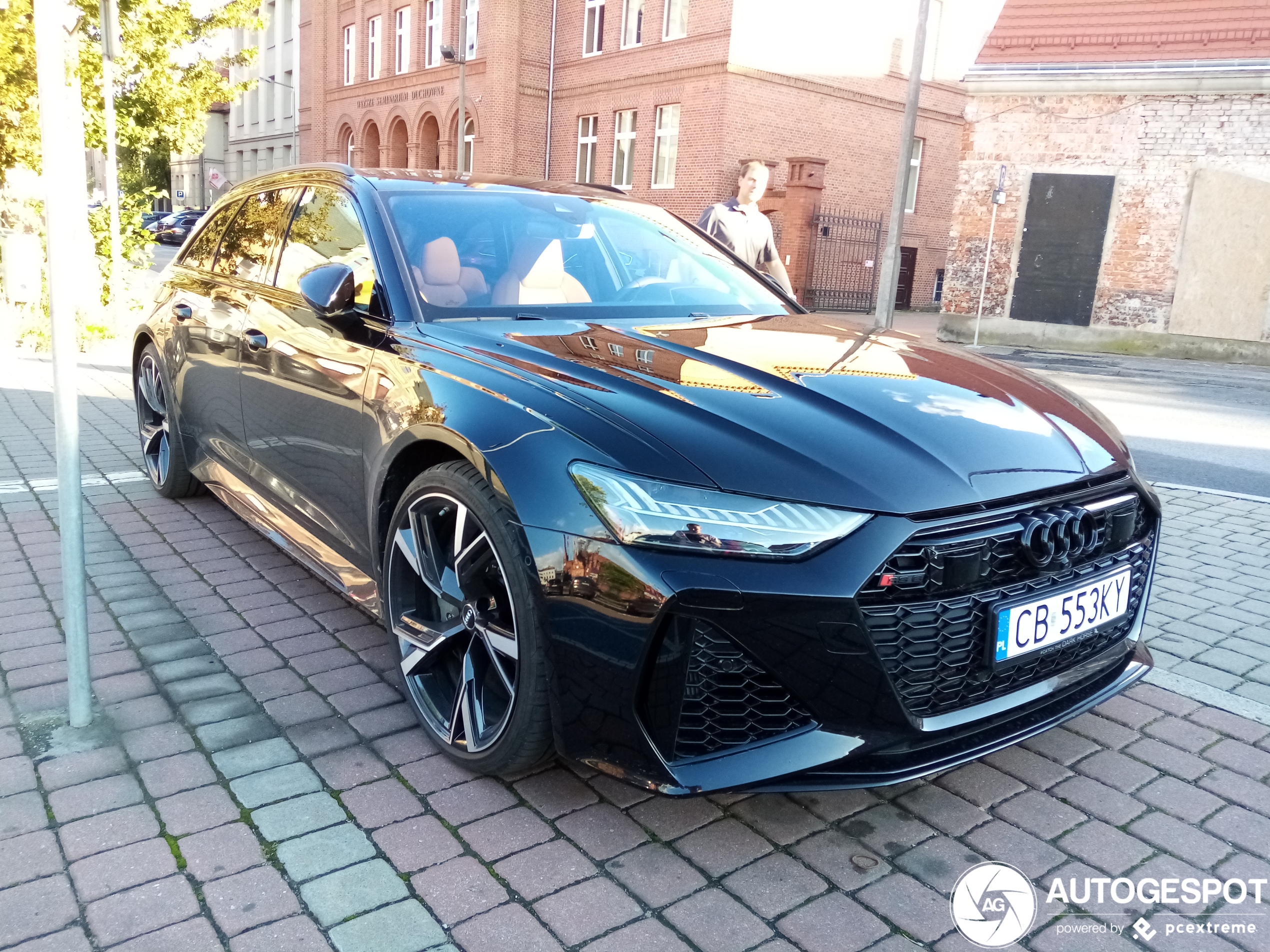 Audi RS6 Avant C8