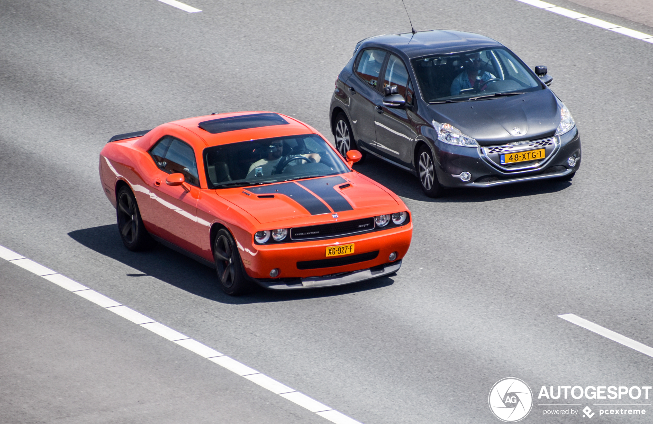 Dodge Challenger SRT-8