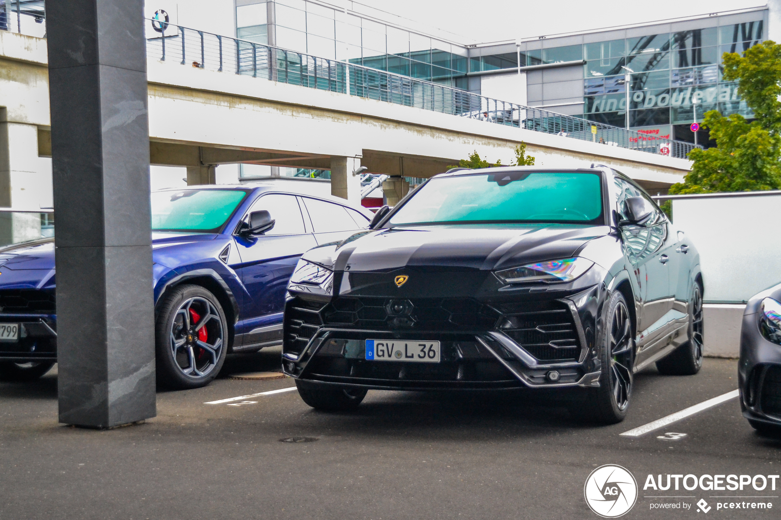 Lamborghini Urus Nero Design