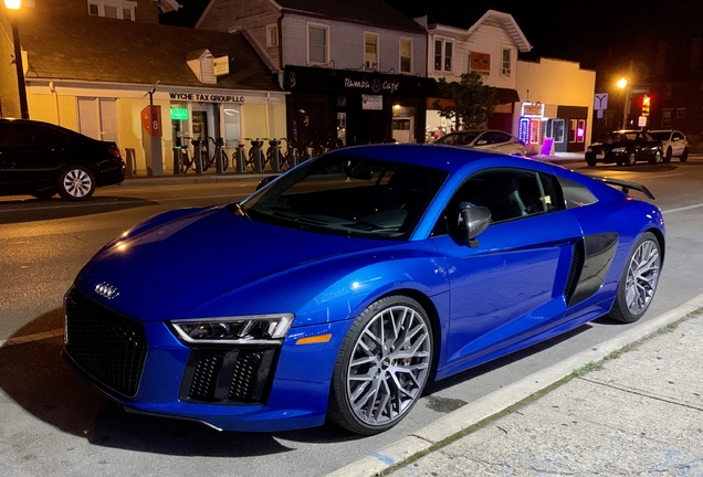 Audi R8 V10 Plus 2015