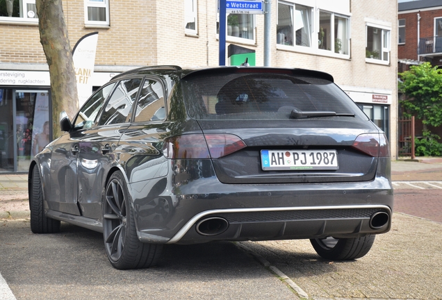 Audi RS4 Avant B8