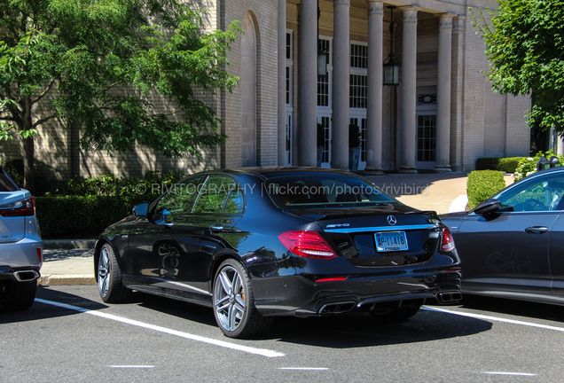 Mercedes-AMG E 63 S W213