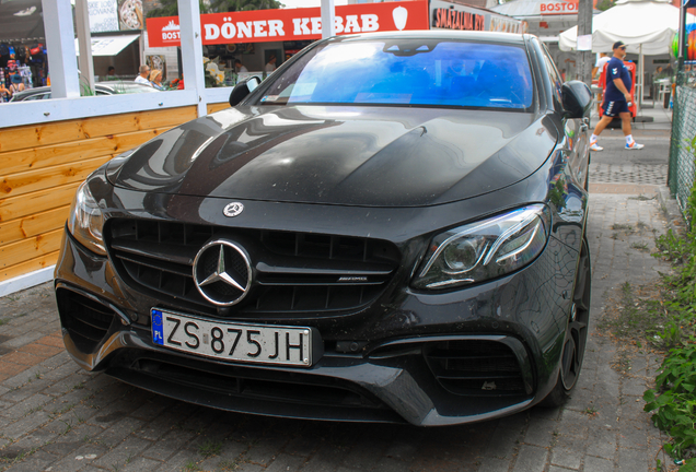 Mercedes-AMG E 63 S W213