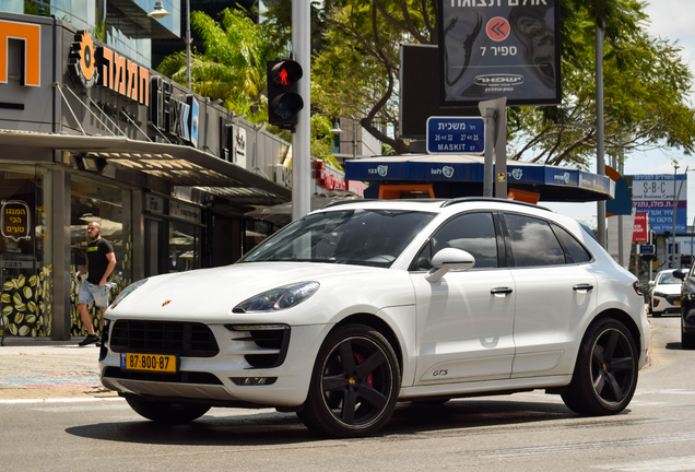 Porsche 95B Macan GTS