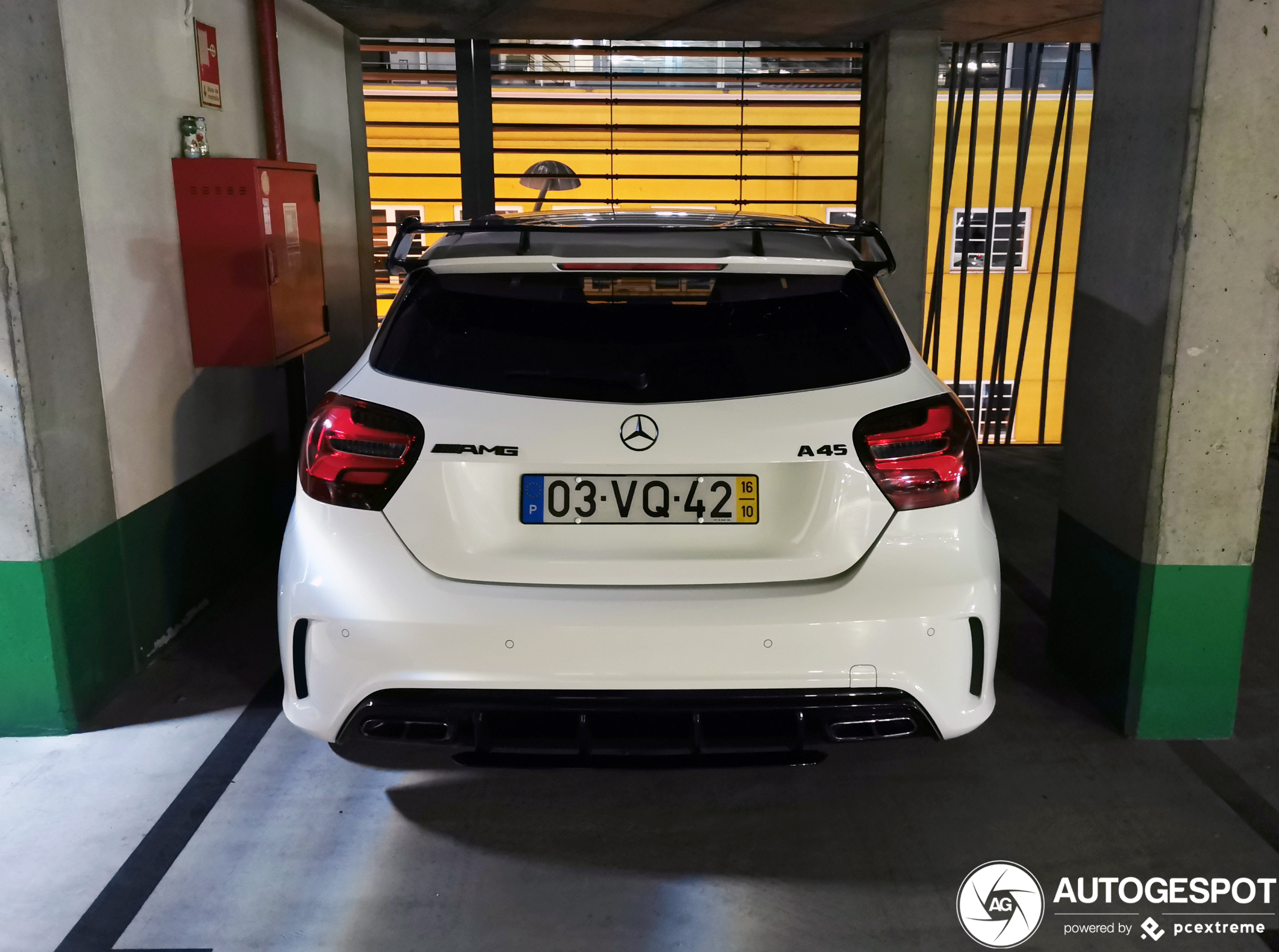 Mercedes-AMG A 45 W176 2015