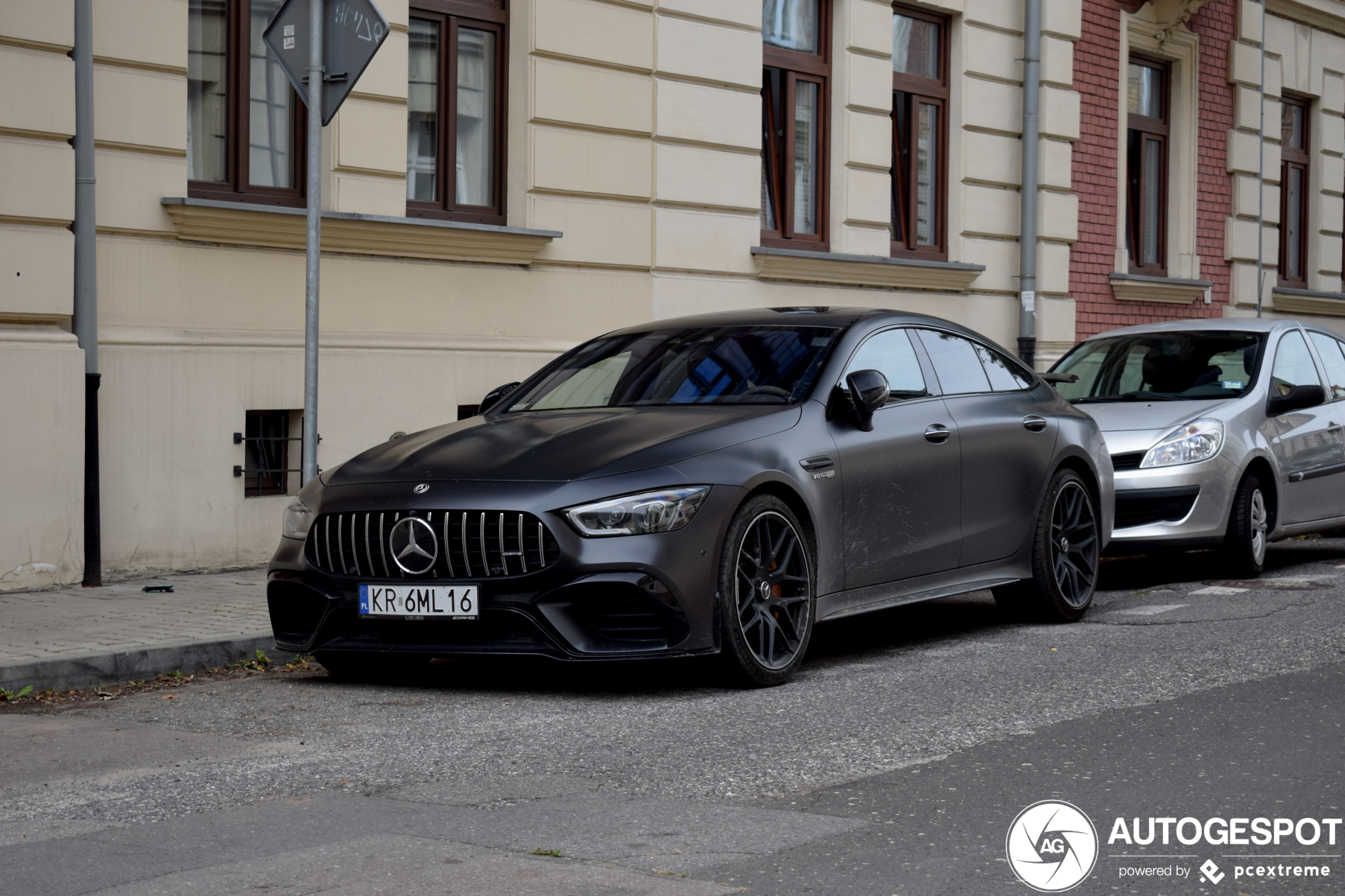 Mercedes-AMG GT 63 S X290