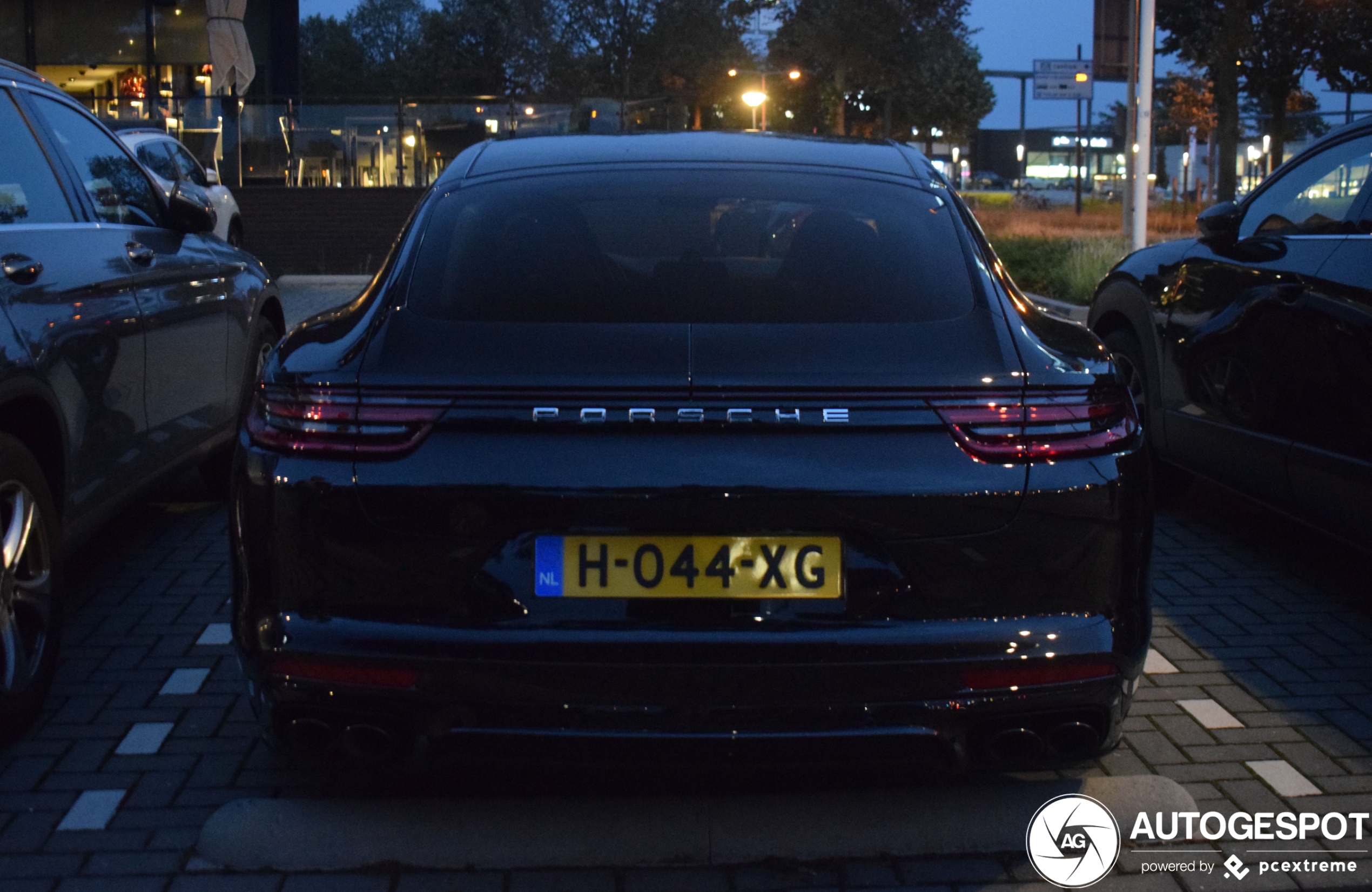 Porsche 971 Panamera Turbo S E-Hybrid