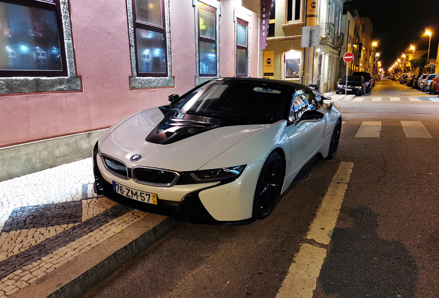 BMW i8 Roadster