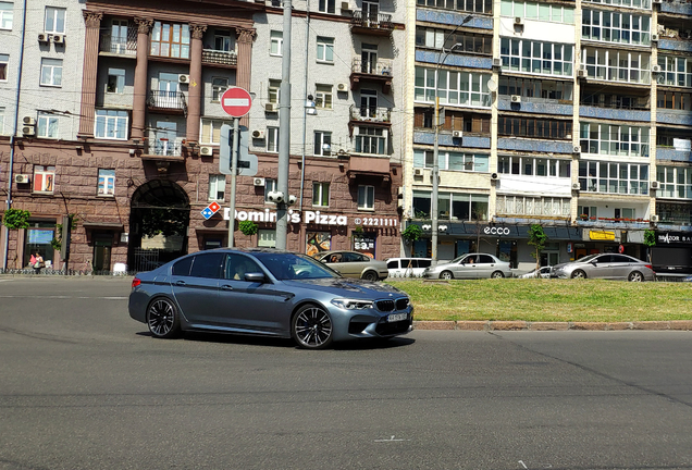 BMW M5 F90