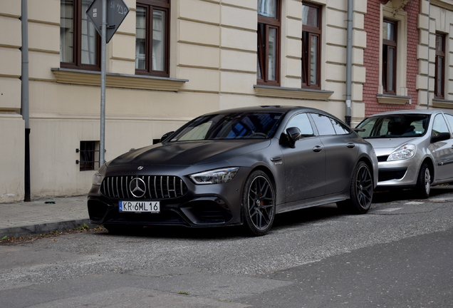 Mercedes-AMG GT 63 S X290