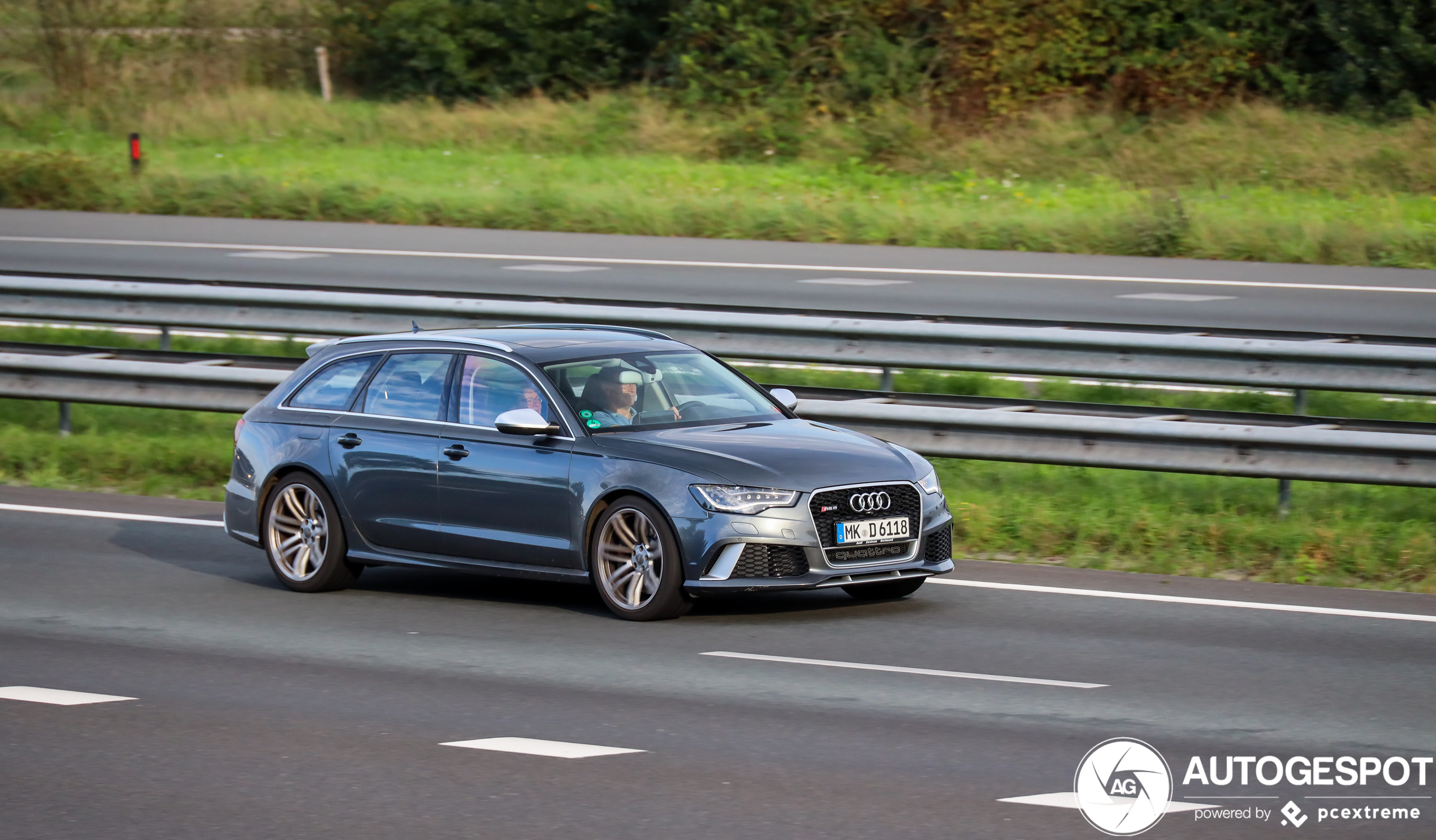 Audi RS6 Avant C7