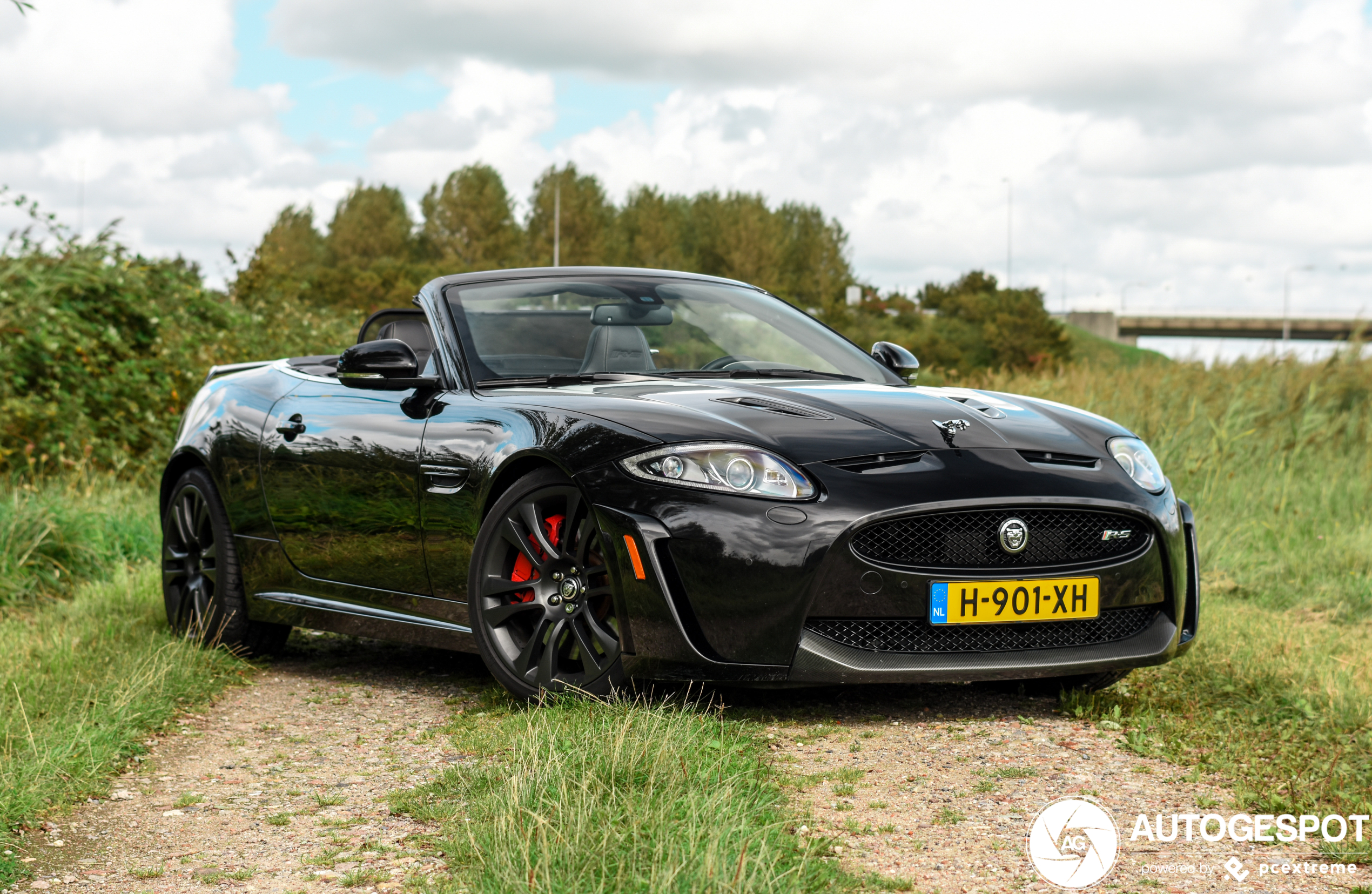 Jaguar XKR-S Convertible 2012