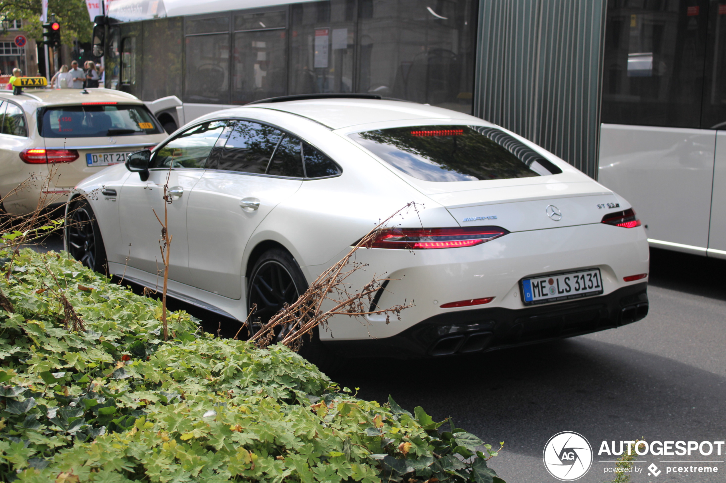 Mercedes-AMG GT 63 S X290