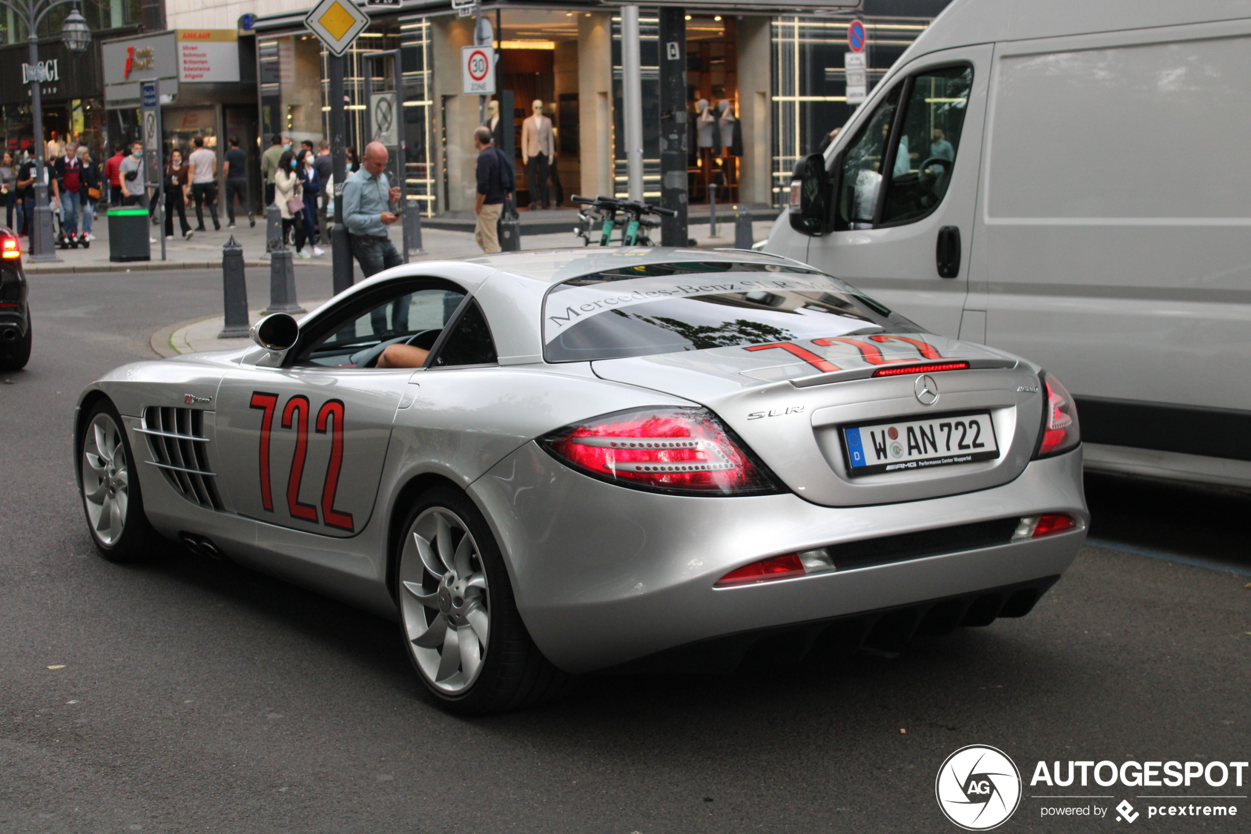 Mercedes-Benz SLR McLaren