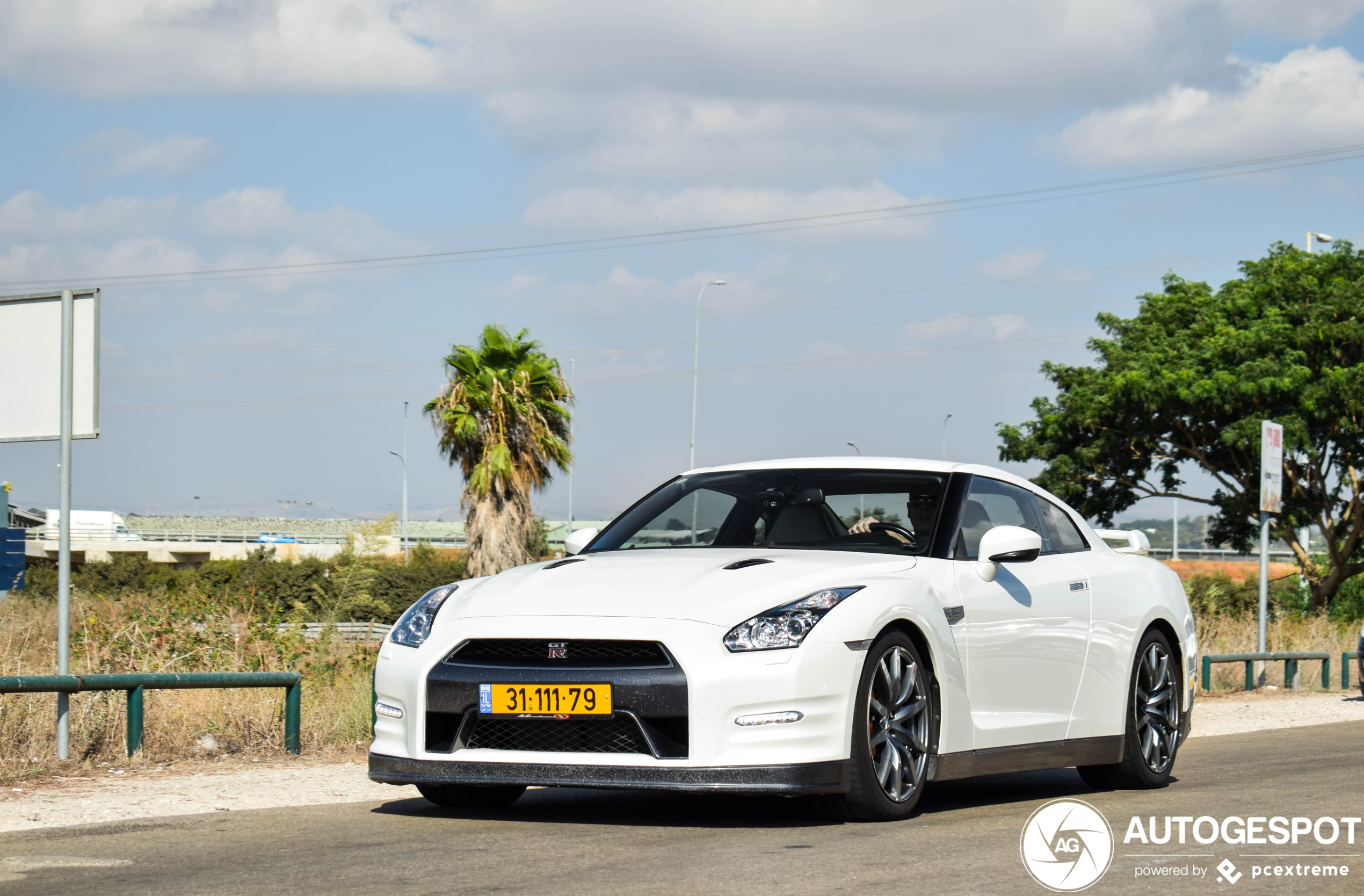 Nissan GT-R 2011