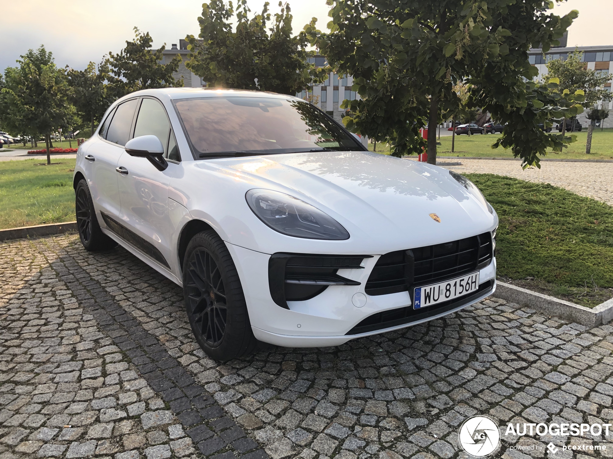 Porsche 95B Macan GTS MkII