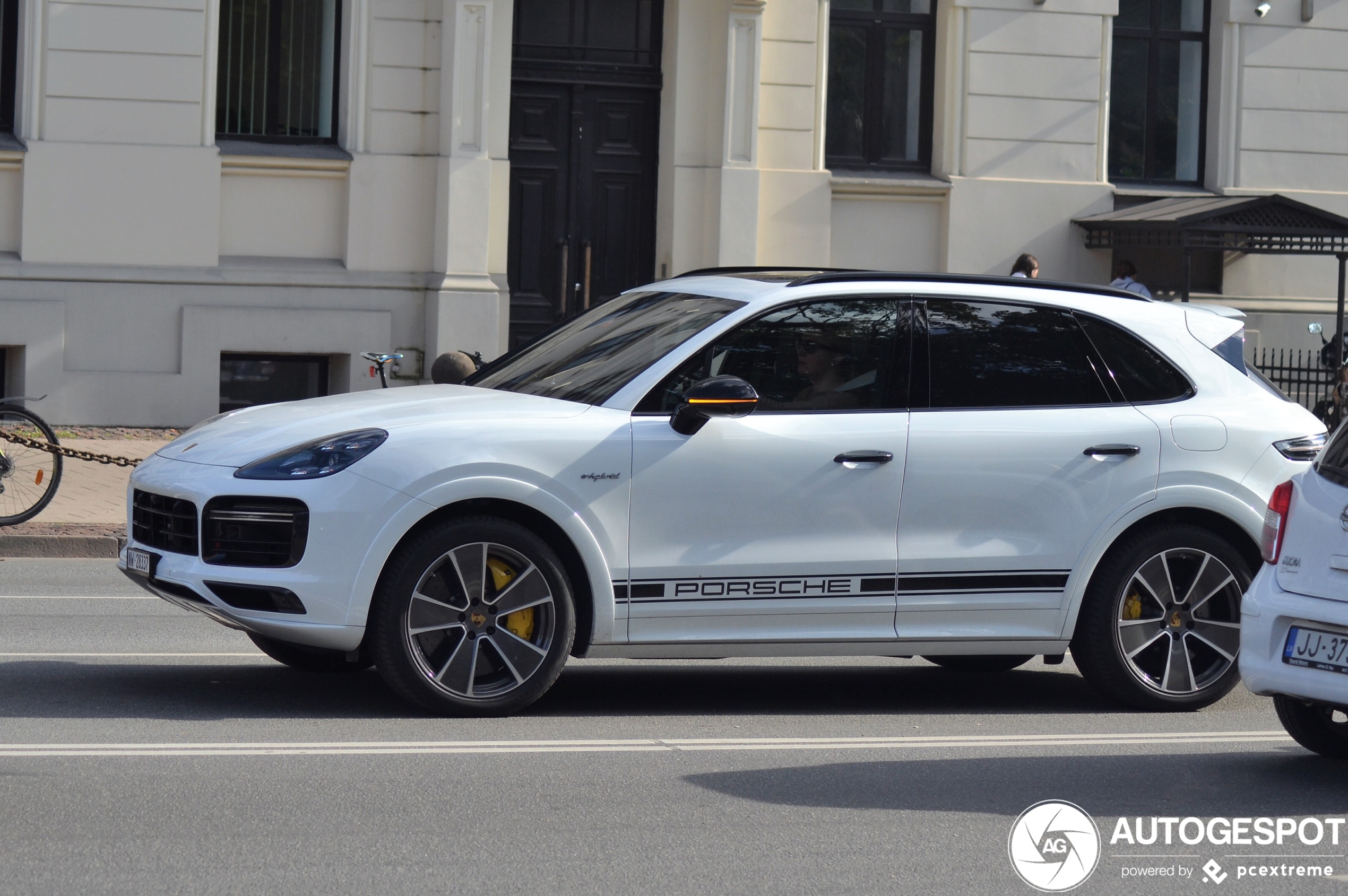 Porsche Cayenne Turbo S E-Hybrid