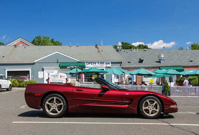 Chevrolet Corvette C5 Convertible 50th Anniversary