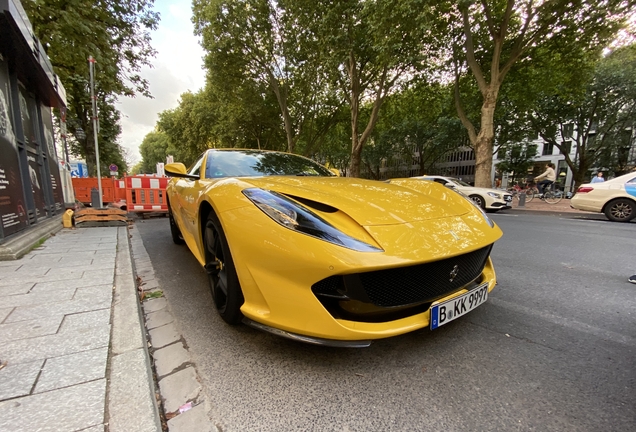 Ferrari 812 Superfast